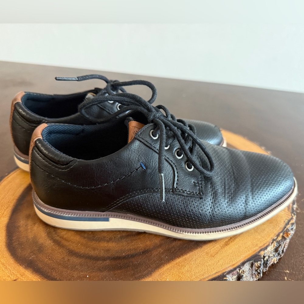 Kids Size 2 London Underground Black Faux Leather Boys Classy Dressy Shoes